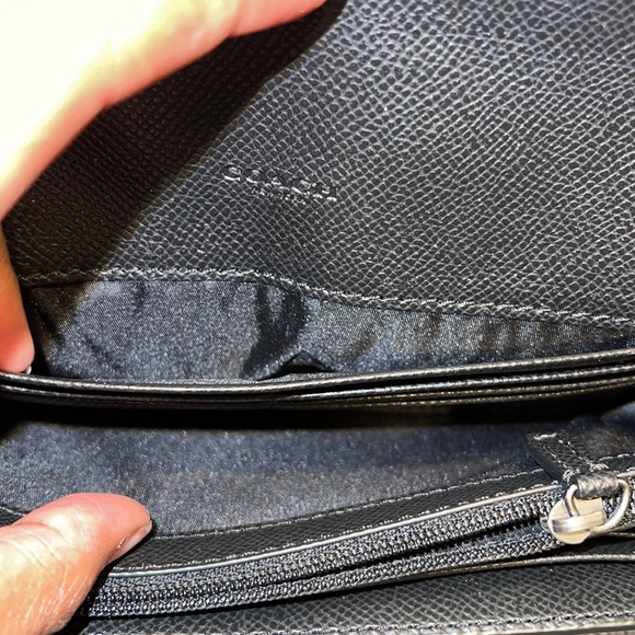 COACH wallet - Picture 7 of 7